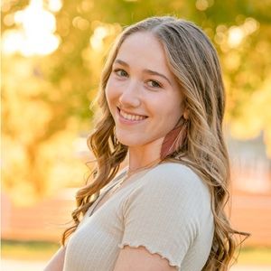 Meet your Posher, Lexi